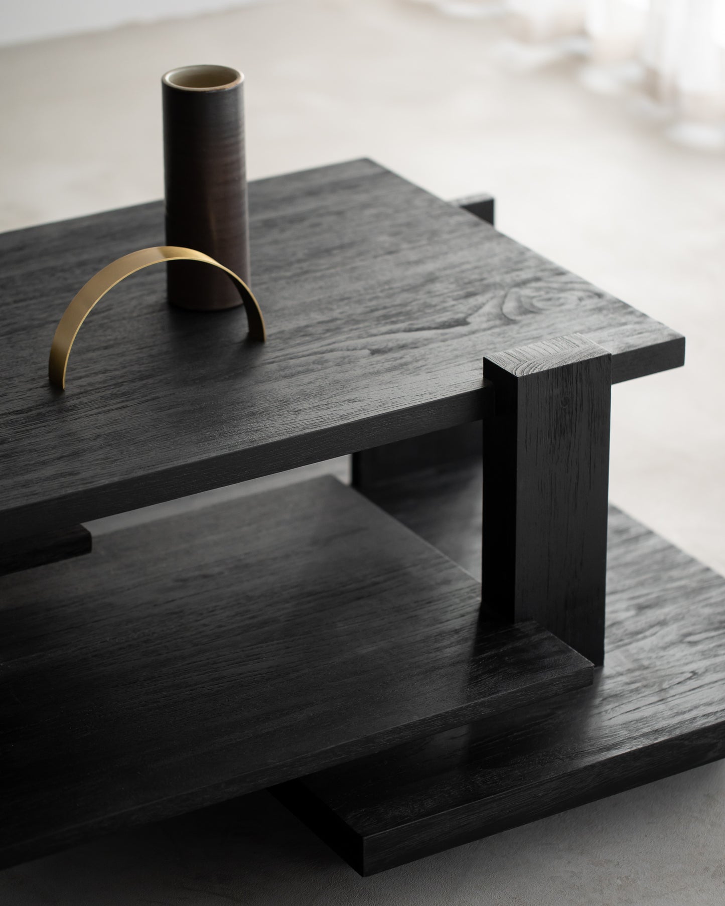 Abstract Coffee Table — Sculptural Modern Centrepiece