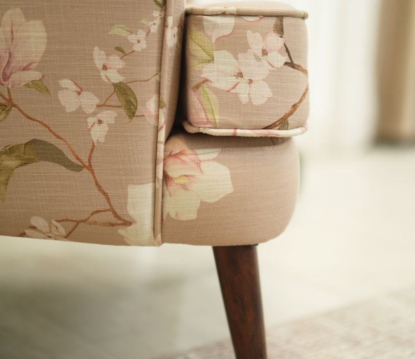 Claudia Lounge Chair Magnolia Beige – Cotton Accent Chair Pakistan