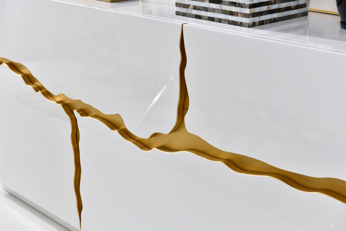 White & Gold High Gloss Buffet