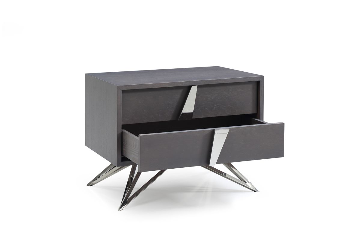 Nicola Bed by Modrest with All Sets Parts